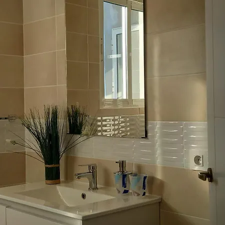 Flamingo Seaviews Appartement *